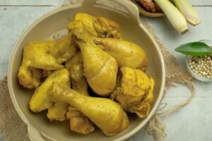 Resep Ayam Ungkep Bumbu Kuning Stok Lauk Praktis dan Lezat
