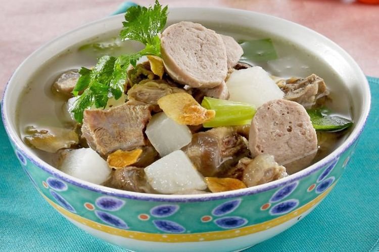 Resep Sop Lobak Daging Kuah Bening yang Menyegarkan