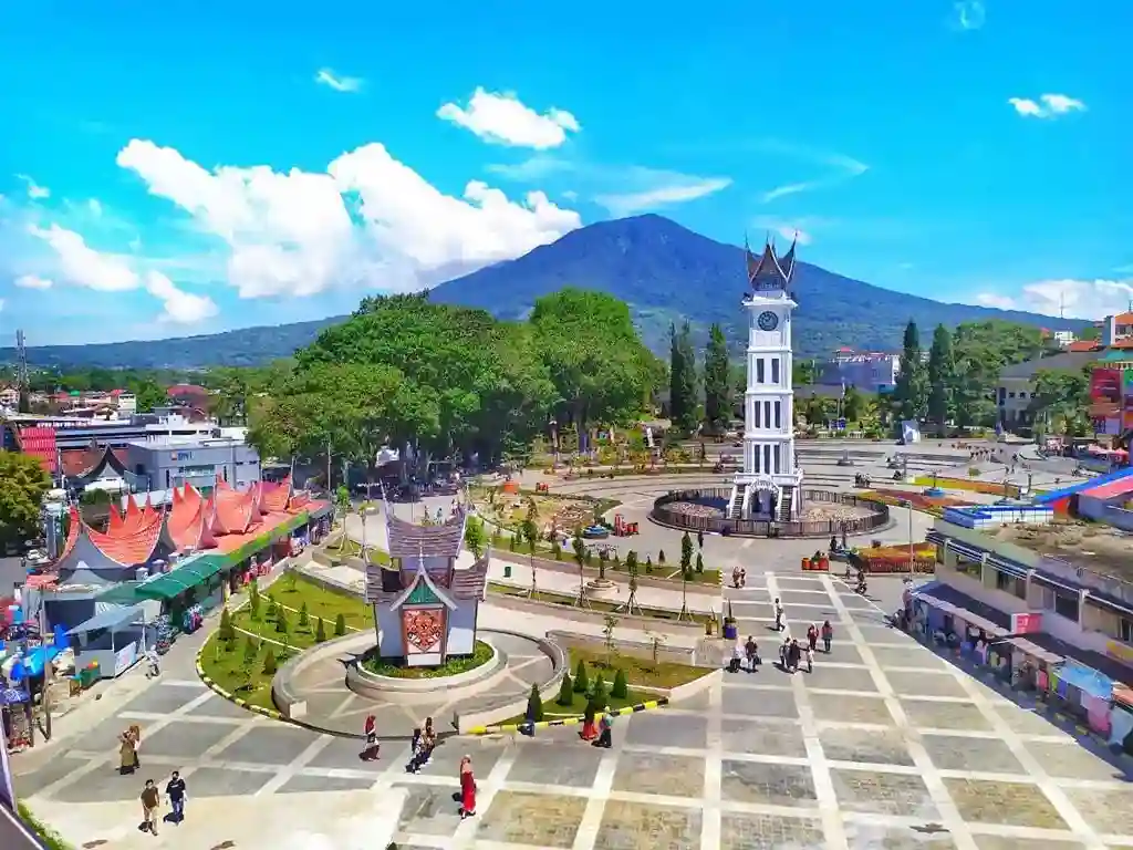 Bukit Tinggi Wisata Sejarah Terkenal Sumatra Barat 2025