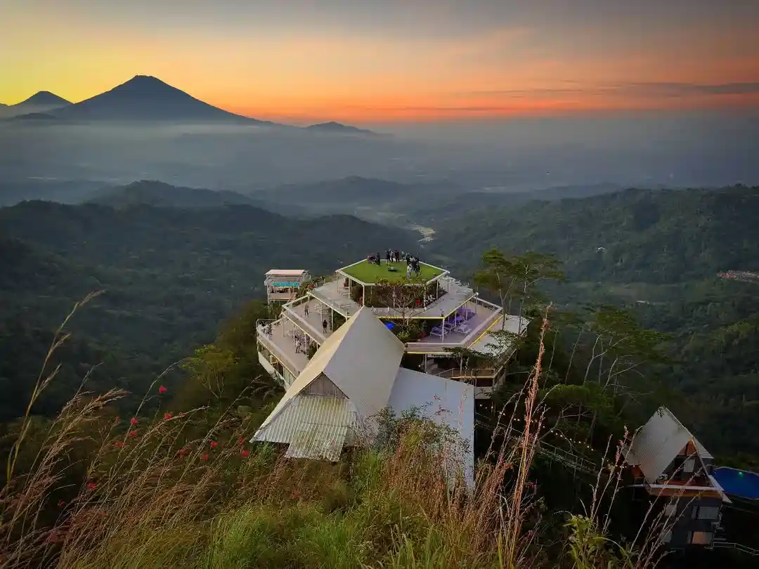 Bukit Menoreh Kulon Progo, Pesona Alam yang Tidak Pernah Meredup