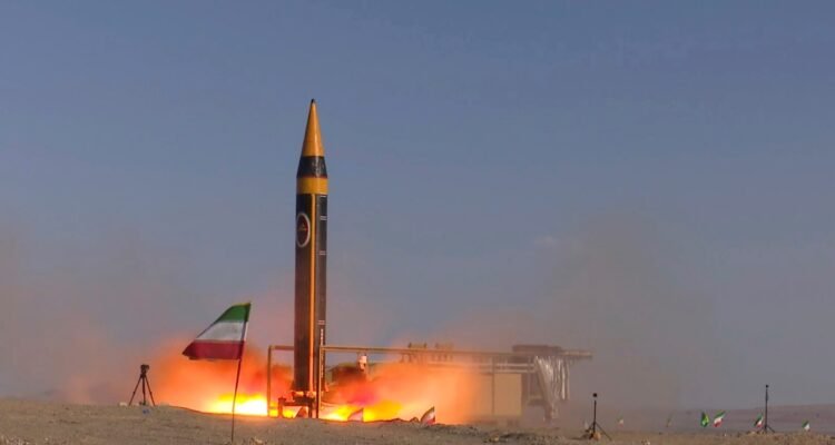 Rudal Balistik Iran Kekuatan Strategis yang Mengubah Peta Keamanan Timur Tengah