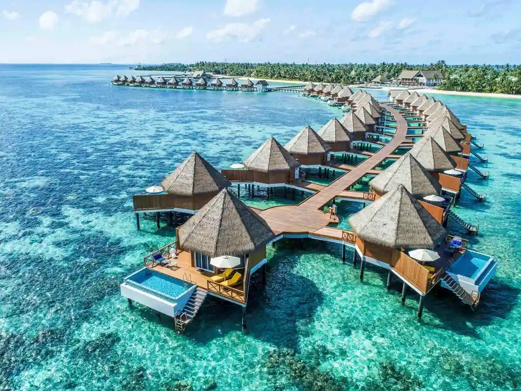 Maldives, Surga Pantai yang Membuat Liburan Terasa Lebih Tenang dan Mewah