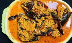 Memasak Ikan Sale yang Gurih, Wangi Asapnya Bikin Nasi Cepat Habis