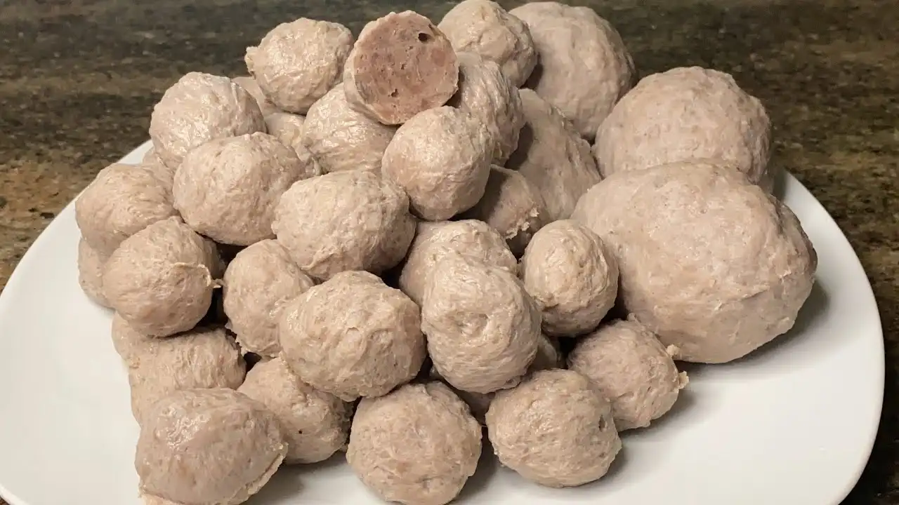 Resep Membuat Bakso Sapi Kenyal ala Rumahan, Kuah Gurihnya Bikin Nagih